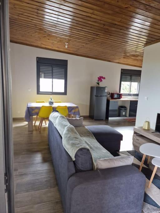 Charment Appartement Avec Vue Sur Mer Petite Île エクステリア 写真